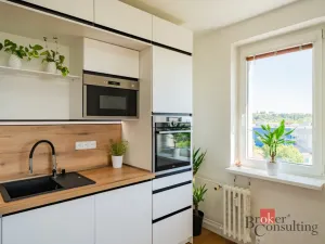 Pronájem bytu 3+kk, Praha - Černý Most, Bryksova, 72 m2