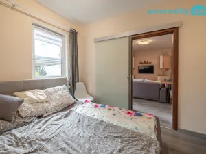 Pronájem bytu 2+kk, Tachov, Na Třešňovce, 37 m2