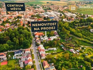 Prodej výrobních prostor, Holice, Smetanova, 917 m2