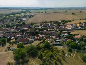 Prodej zahrady, Černuc, 802 m2