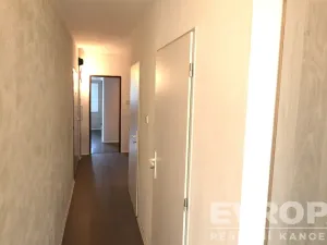 Prodej bytu 3+1, Praha - Petrovice, Rezlerova, 71 m2