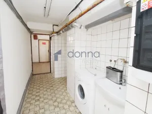 Pronájem obchodního prostoru, Praha, Na losách, 120 m2