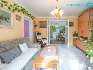 Prodej bytu 2+1, Horní Slavkov, Poštovní, 51 m2