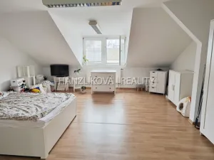 Pronájem bytu 2+kk, České Budějovice - České Budějovice 6, Chelčického, 62 m2