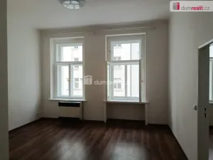 Pronájem bytu 2+kk, Praha - Nové Město, Pod Slovany, 51 m2