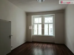 Pronájem bytu 2+kk, Praha - Nové Město, Pod Slovany, 51 m2