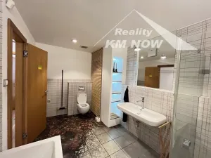 Pronájem bytu 3+kk, Kroměříž, náměstí Míru, 94 m2