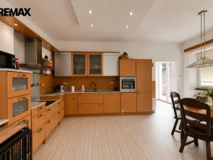 Pronájem výrobních prostor, Třebechovice pod Orebem, Týnišťská, 600 m2