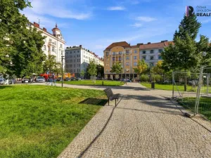 Prodej bytu 2+1, Praha - Vinohrady, Římská, 87 m2