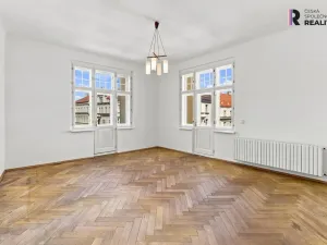 Prodej bytu 2+1, Praha - Vinohrady, Římská, 87 m2