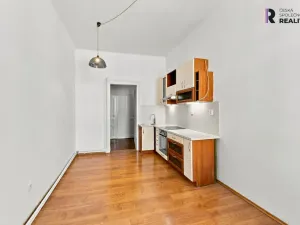 Prodej bytu 2+1, Praha - Vinohrady, Římská, 87 m2