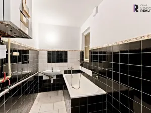 Prodej bytu 2+1, Praha - Vinohrady, Římská, 87 m2