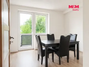Prodej bytu 3+kk, Břežany II, 81 m2