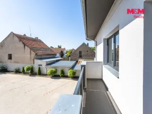 Prodej bytu 3+kk, Břežany II, 81 m2