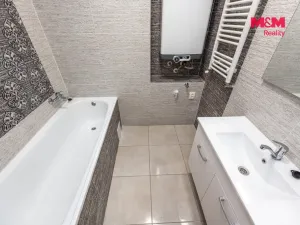 Prodej bytu 3+kk, Břežany II, 81 m2