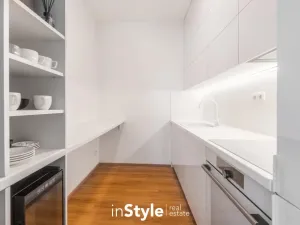 Prodej bytu 2+kk, Uherské Hradiště, 28. října, 53 m2