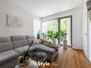 Prodej bytu 2+kk, Uherské Hradiště, 28. října, 53 m2