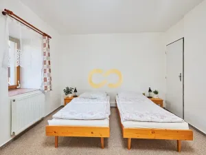 Prodej ubytování, Hoslovice, 468 m2