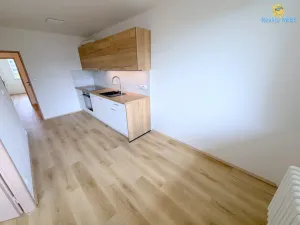 Pronájem bytu 3+1, Praha - Háje, Štichova, 67 m2