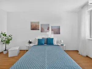 Prodej bytu 2+kk, Jesenice, V Roháči I., 58 m2