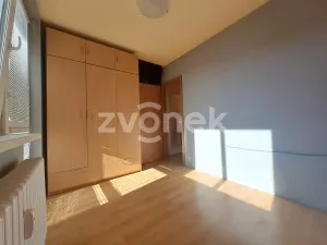 Pronájem bytu 2+1, Zlín, Družstevní, 48 m2