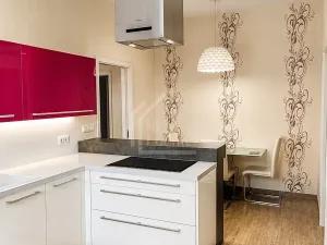 Pronájem bytu 3+1, Praha - Bubeneč, Charlese de Gaulla, 95 m2