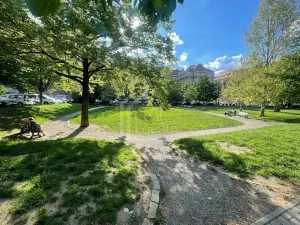 Pronájem bytu 3+1, Praha - Bubeneč, Charlese de Gaulla, 95 m2