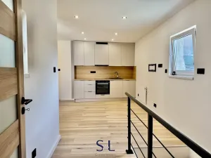 Pronájem bytu 2+kk, Jablonec nad Nisou, Nádražní, 55 m2