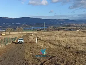 Prodej pozemku pro bydlení, Modlany, 931 m2