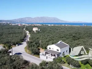 Prodej rodinného domu, Drapanias, Řecko, 120 m2
