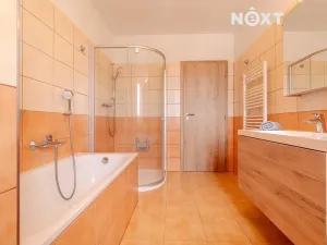 Prodej bytu 4+kk, Trhové Sviny, Za Pilou, 95 m2