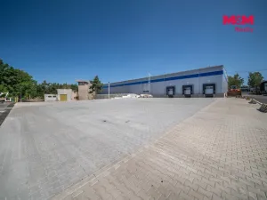 Pronájem skladu, Dubno, 3885 m2
