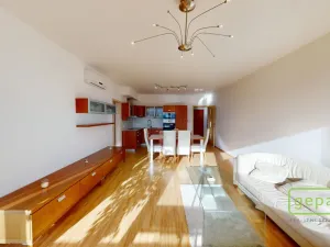 Pronájem bytu 3+kk, Praha, Nad Okrouhlíkem, 75 m2