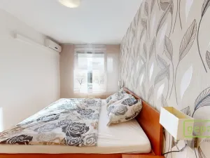 Pronájem bytu 3+kk, Praha, Nad Okrouhlíkem, 75 m2