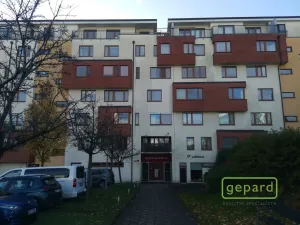 Pronájem bytu 3+kk, Praha, Nad Okrouhlíkem, 75 m2