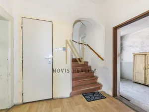 Prodej rodinného domu, Černošín, nám. 1. máje, 144 m2