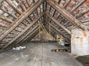 Prodej rodinného domu, Černošín, nám. 1. máje, 144 m2