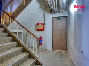 Prodej bytu 2+1, Ostrov, Jáchymovská, 56 m2