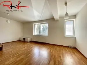 Pronájem bytu 1+kk, Mladá Boleslav - Mladá Boleslav II, Šmilovského, 39 m2