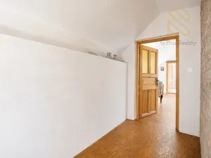 Pronájem bytu 3+1, Černiv, 110 m2