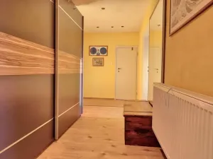 Pronájem bytu 2+kk, Olomouc - Nové Sady, Valdenská, 73 m2