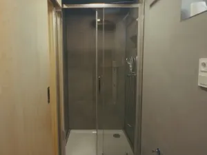 Prodej komerční nemovitosti, Opava - Předměstí, Nákladní, 37 m2