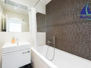 Prodej bytu 3+kk, Praha - Hlubočepy, Geologická, 68 m2