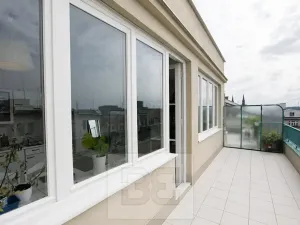 Pronájem bytu 1+kk, Praha - Holešovice, Vinařská, 34 m2