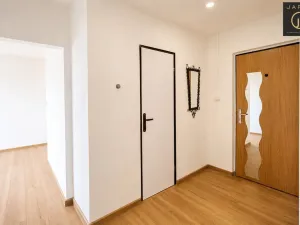 Pronájem bytu 2+kk, Kladno, Americká, 40 m2