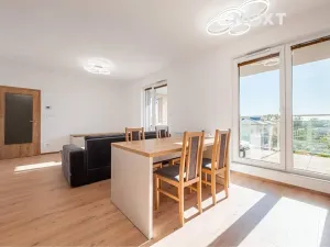 Pronájem bytu 2+kk, Pardubice, U Sportovní školy, 97 m2