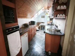 Prodej rodinného domu, Jenišov, 700 m2