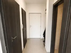 Pronájem bytu 2+kk, Praha - Hostavice, Holenská, 55 m2