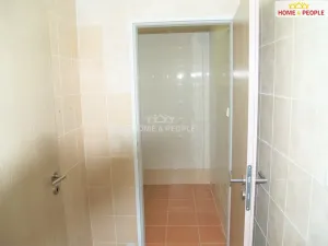 Pronájem obchodního prostoru, Chodov, Školní, 32 m2