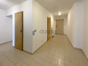 Pronájem bytu 3+kk, Praha, Za poštou, 86 m2